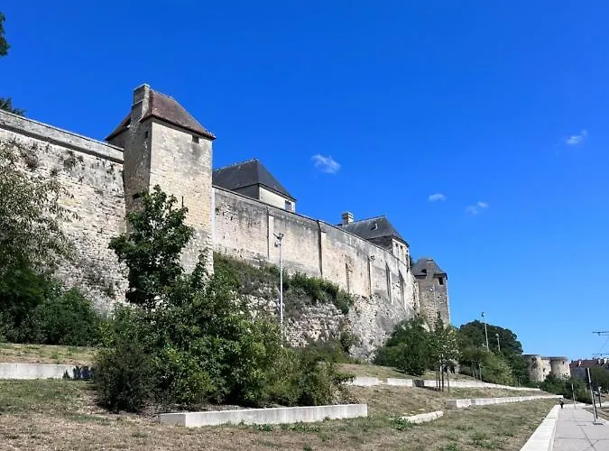 Superbe Avec Acces Patio Apartment